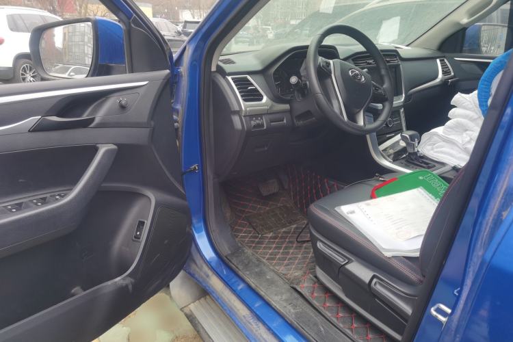 Used SAIC MAXUS T60 2017 2.0T Gasoline Automatic 4x4 High-Ride Elite Standard Cabin