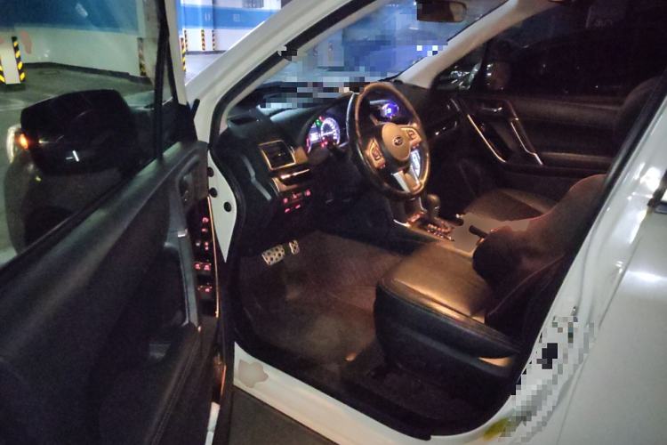 Used Subaru Forester 2016 2.5i Prestige Navigation Edition Driver Seat