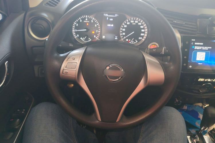 Used Nissan Terra 2020 2.5L XL Upper 4WD Automatic Four-Wheel Drive Luxury Edition Steering Wheel