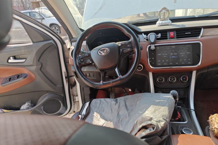 Used HYOSOW S3 2016 S3L 1.5L Manual Prestige Edition
