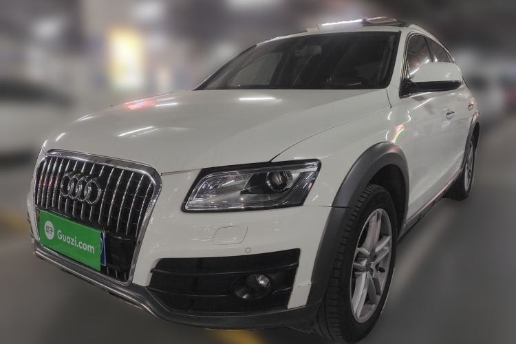 Used Audi Q5 2018 Collector's Edition 40 TFSI Technology Model