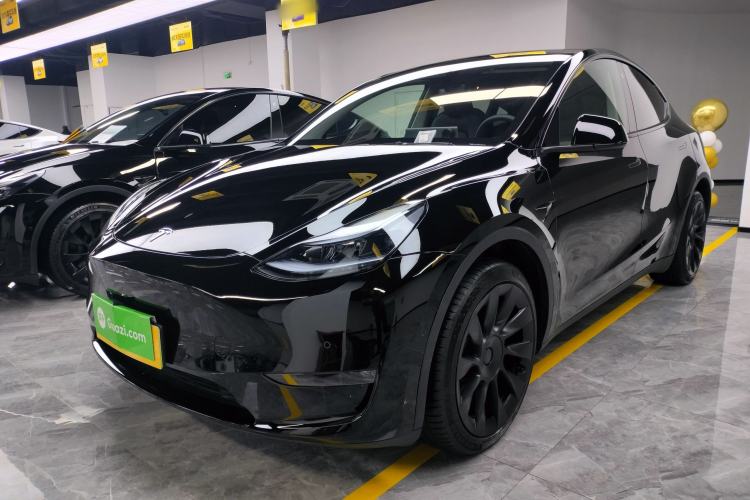 Used Tesla Model Y 2023 Long-Range All-Wheel-Drive Version