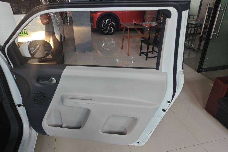 Used CHANGAN Lumin 2022 210km Sweet Edition Interior 5