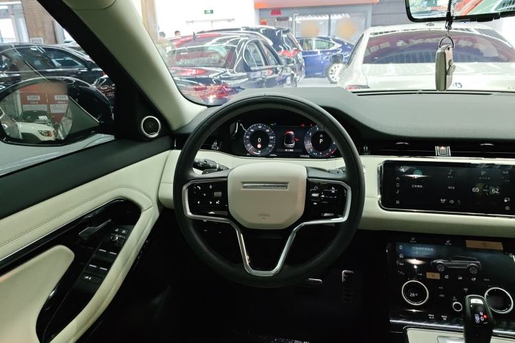 Used Land Rover Range Evoque 2023 Aurora L 249 PS Luxury Edition Steering Wheel