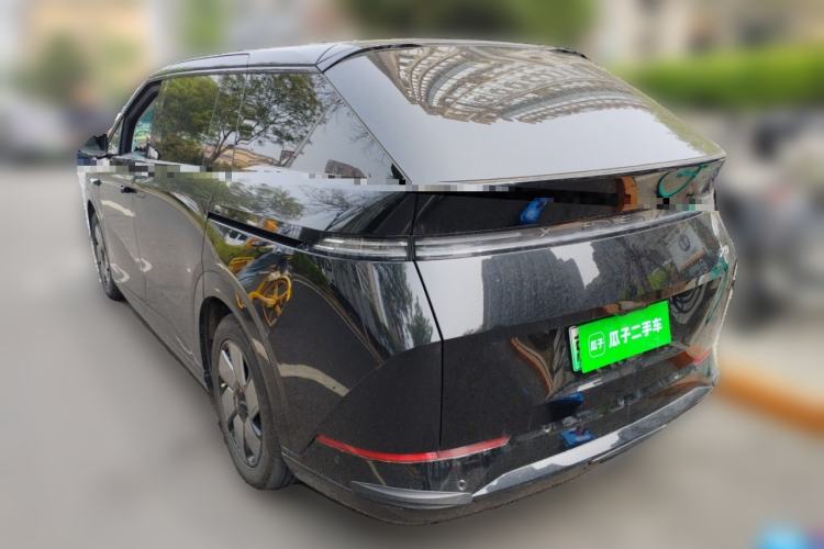 Used XPeng X9 2024 610 Long-Range Pro