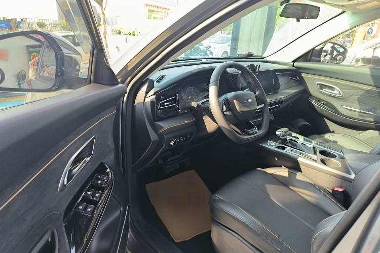 Used CHANGAN OSHAN X7 PLUS 2023 Enjoy Edition 1.5T Automatic Prestige 7-Seater Driver Seat