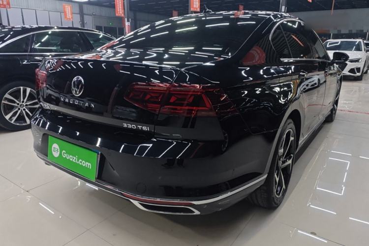 Used Volkswagen Magotan 2025 Revised Version 2 Zhongxiang Edition 330TSI DSG Luxury Trim