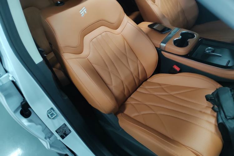 Used JETOUR Shanhai Shanhai L7 2024 1.5T 120km MAX+ 7-Seater
