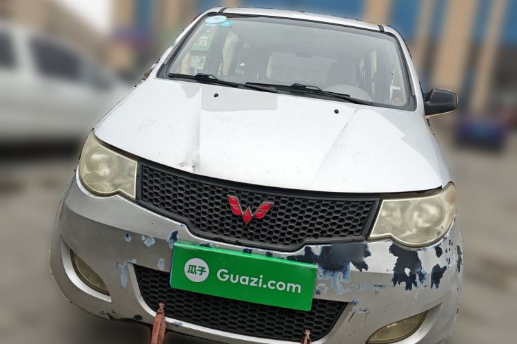 Used Wuling Hongguang 2013 1.5L Base Version
