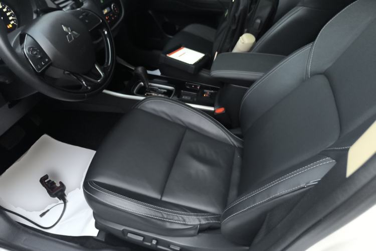 Used Mitsubishi Outlander 2020 2.0L Two-Wheel Drive Enjoyment Version 5 Seats