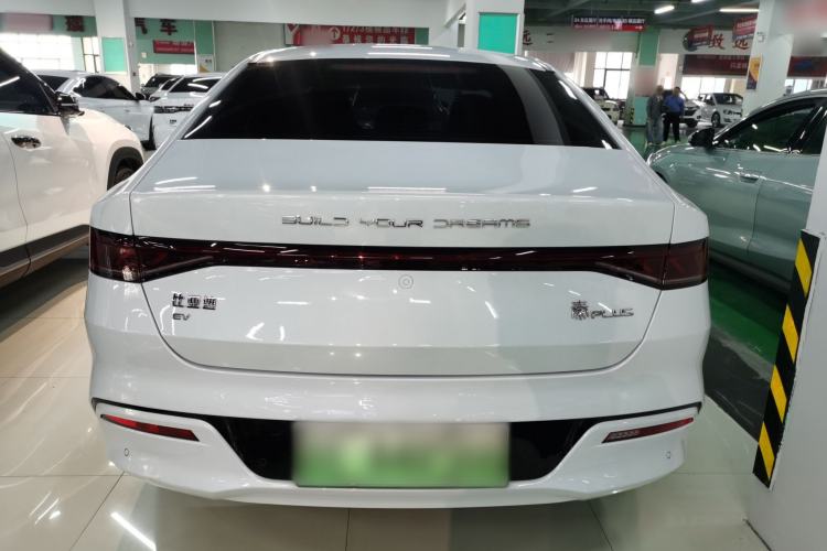 Used BYD Qin PLUS 2024 Honor Edition EV 420KM Beyond Model
