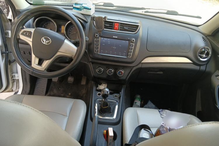 Used HYOSOW S3 2017 1.5L Manual Luxury Model Center Console