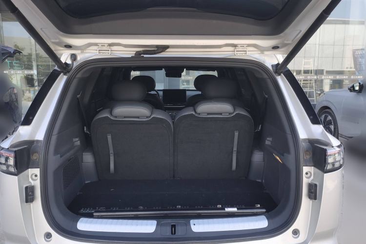 Used Dongfeng eπ eπ008 2024 210Max Range-Extended Version 6 Seats