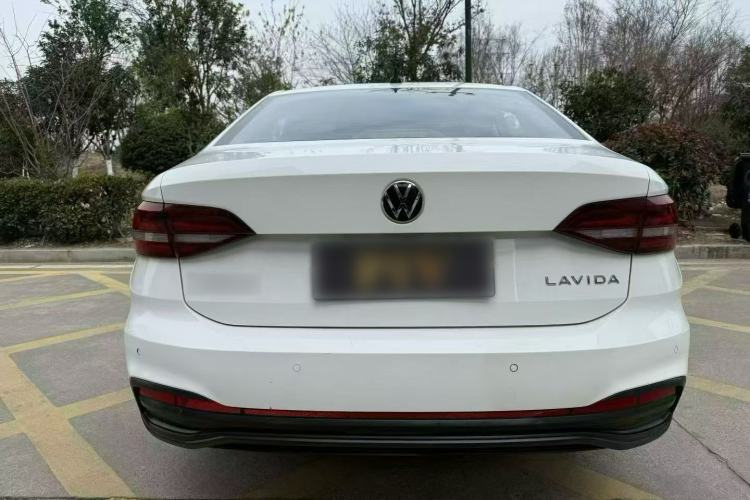 Used Volkswagen Lavida 2023 1.5L Automatic De Yi Edition Exterior 4