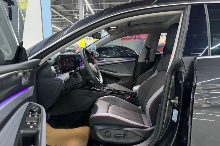 Used Volkswagen Lamando 2023 Lavida L 280TSI DSG Cool & Spicy Edition Interior 5