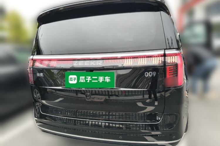 Used Zeekr 009 2022 WE Edition Rear