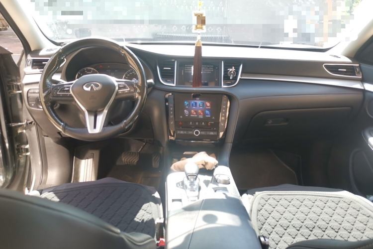 Used Infiniti QX50 2020 2.0T Two-Wheel Drive Fashion Edition Center Console