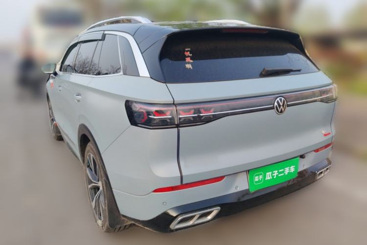 Used Volkswagen Tavendor 2023 380TSI Four-Wheel Drive R-Line First Edition
