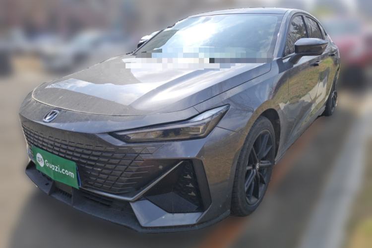 Used CHANGAN UNI-V 2023 1.5T Prestige Model