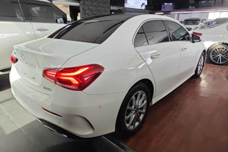Used Mercedes-Benz A-Class 2022 Restyled A 200 L Sport Sedan Fashion Version
