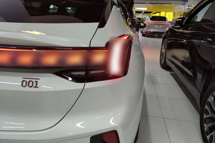 Used Zeekr 001 2025 YOU Edition 100 kWh All-Wheel Drive
