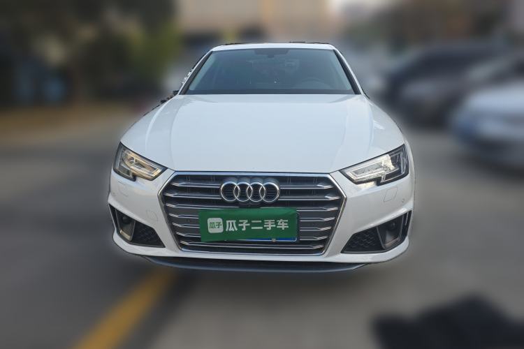Used Audi A4L 2019 40 TFSI Fashion Edition China VI Emission Standard