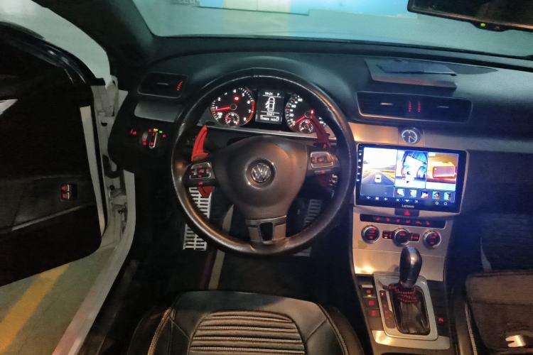 Used Volkswagen FAW-Volkswagen CC 2013 1.8TSI Prestige Model Steering Wheel