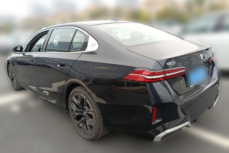 Used BMW 5 Series 2025 530Li Luxury Edition M Sport Package Rear Left 45 Deg