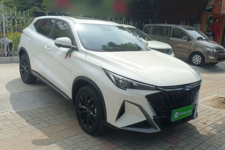 Used CHANGAN OSHAN X5 PLUS 2023 Revised 1.5T DCT Excellence Edition Front Right 45 Deg