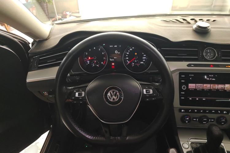 Used Volkswagen Variant 2018 380TSI Two-Wheel Drive Comfort Edition