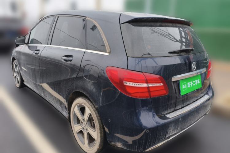 Used Mercedes-Benz B-Class 2018 B 200 Fashion Model Rear Left 45 Deg