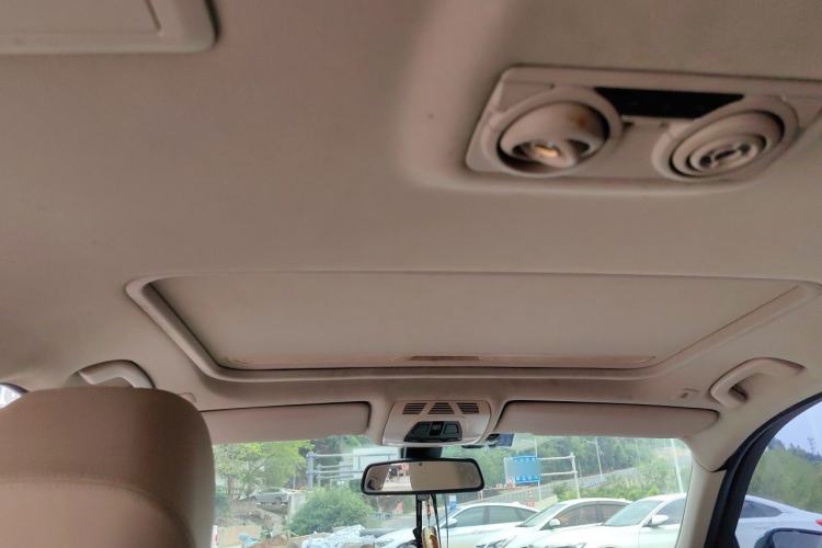 Used BMW 3 Series 2014 320Li Fashion Model
