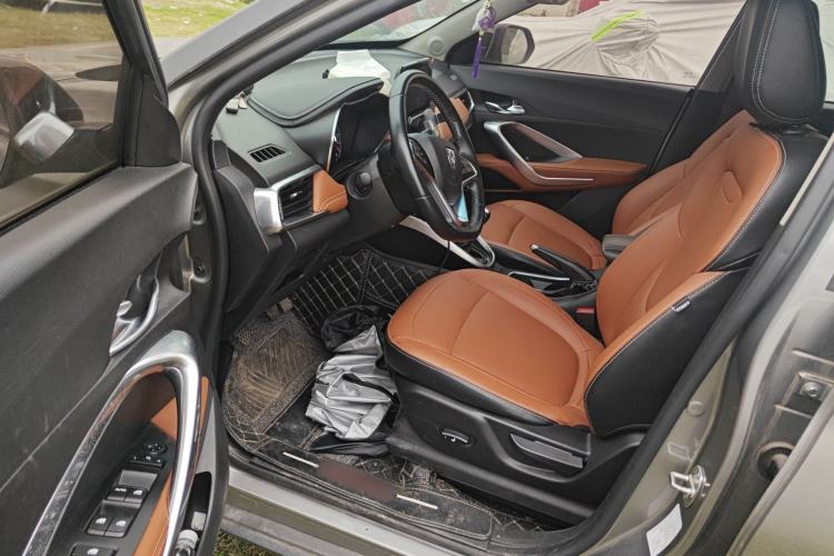 Used Baojun 510 2017 1.5L Manual Luxury Model Driver Seat