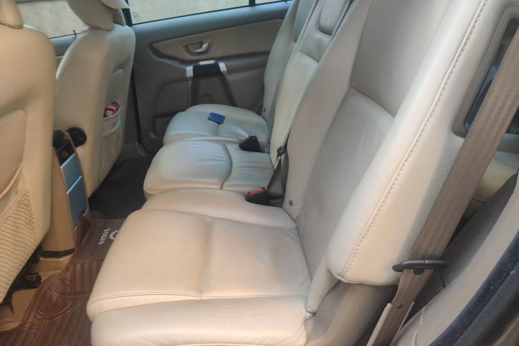 Used Volvo XC Classic 2014 T5 Luxury Edition
