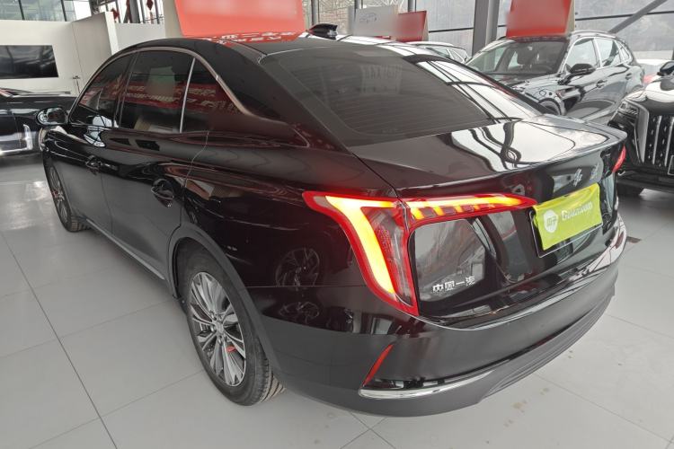 Used Hongqi E-QM5 2022 431 km Charge & Enjoy Edition
