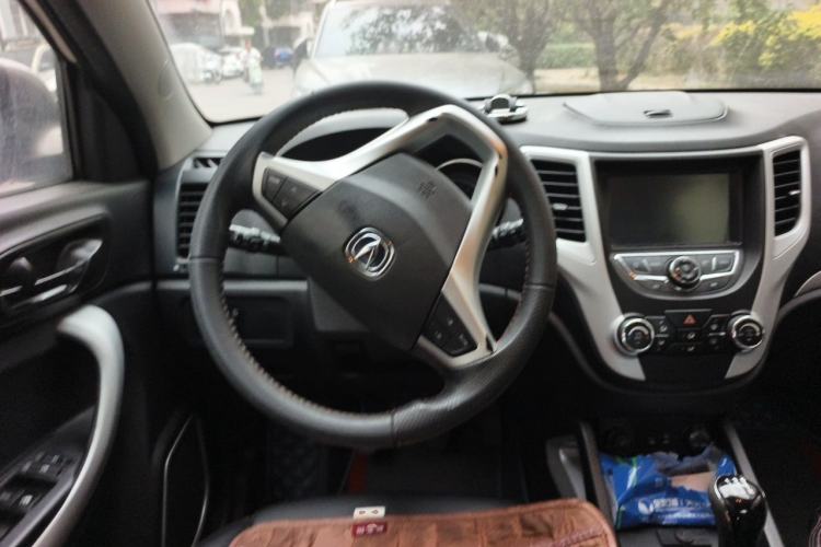 Used CHANGAN CS35 2015 1.6L Manual Luxury Model China IV Standard
