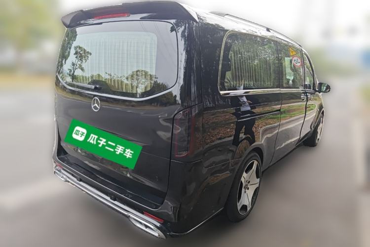 Used Mercedes-Benz Vito 2021 2.0T Elite Version 7 Seats Rear Right 45 Deg