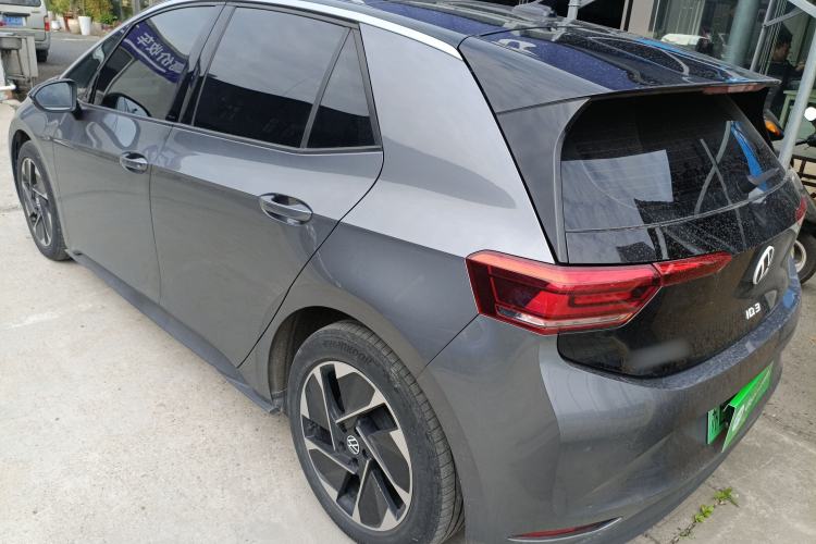 Used Volkswagen ID.3 2024 Outstanding Edition Exterior 2