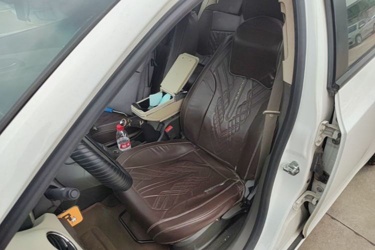 Used Chevrolet Cruze 2015 1.5L Classic SL MT Left Front Seat