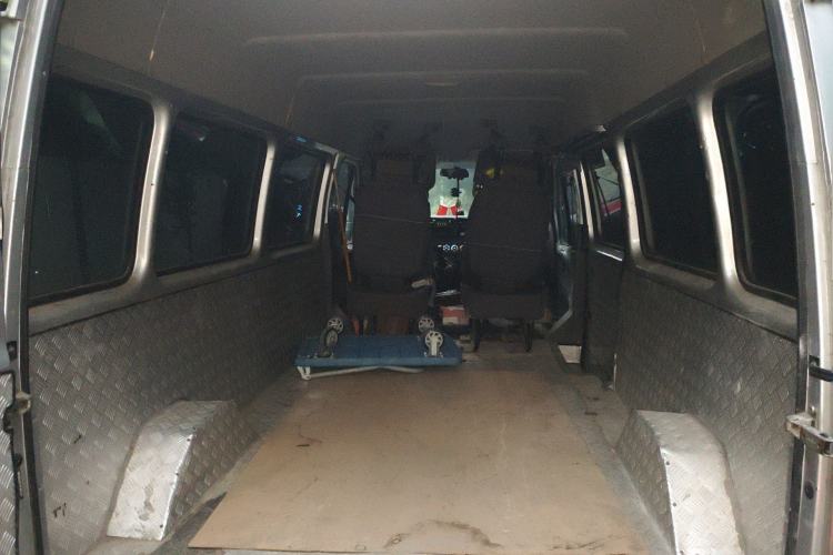 Used JMC Transit 2017 2.8T Commercial Version Long Wheelbase Mid-Roof 6/7/8-Seater JX493 Trunk