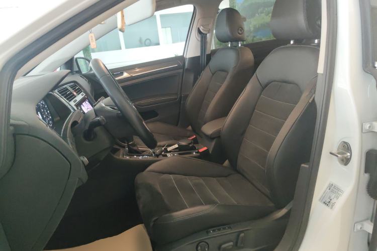 Used Volkswagen Golf 2019 280TSI DSG Luxury Version China VI Standard Left Front Seat