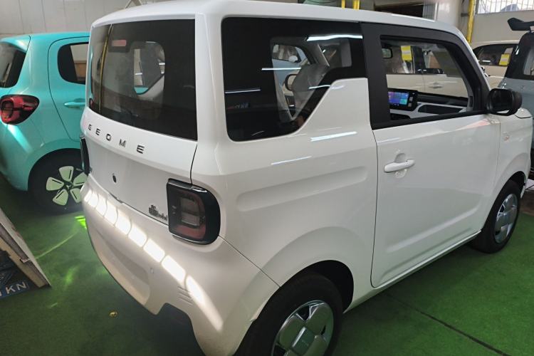 Used Geely Galaxy Panda 2024 Panda Mini 200km Endurance Bear Rear Right 45 Deg