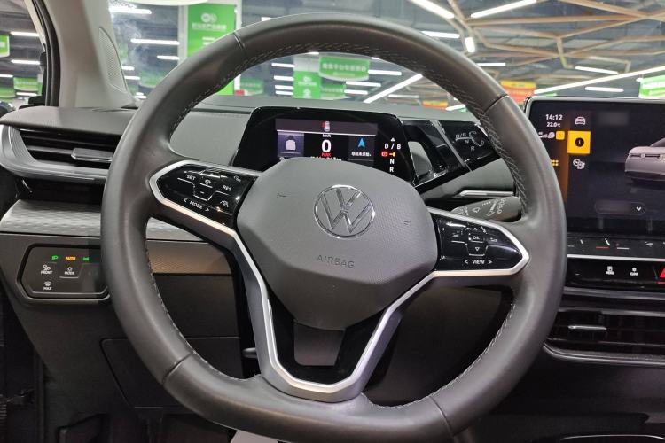 Used Volkswagen ID.6 X 2022 Pure Long-Range Edition