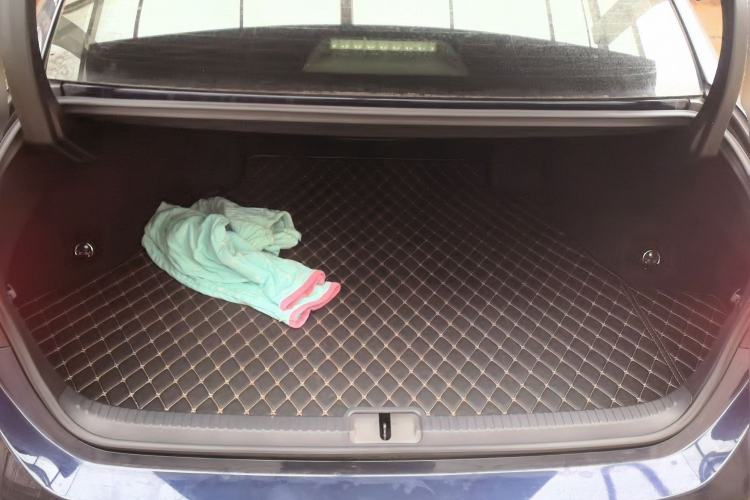 Used Lexus ES 2020 300h Premium Edition