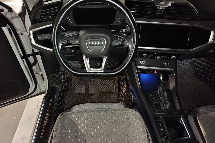 Used Audi Q3 2021 35 TFSI Fashion Dynamic Model