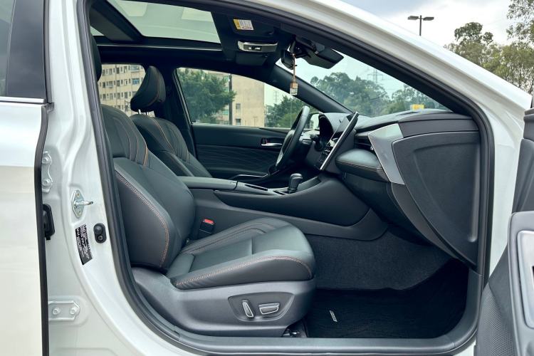 Used Toyota Avalon 2024 2.0L Luxury Edition
