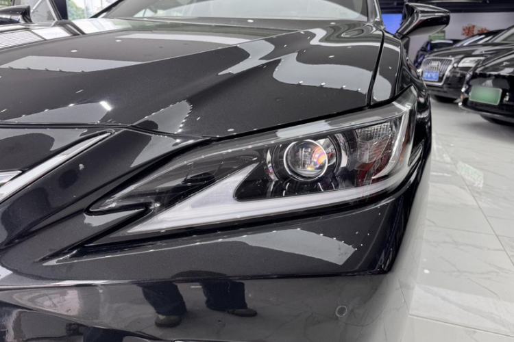 Used Lexus ES 2018 300h Premier Edition China V Standard Left Front Headlight