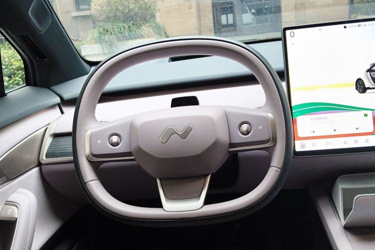 Used ONVO L60 2024 60 kWh Rear-Drive Version
