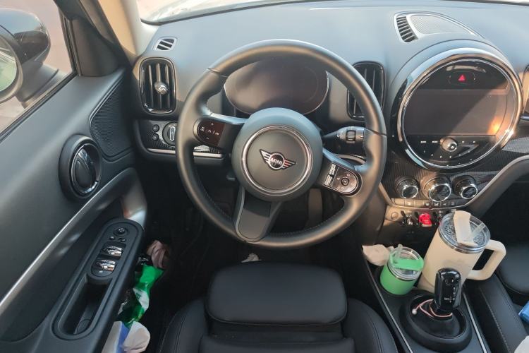 Used MINI Countryman 2023 1.5T COOPER Connoisseur
