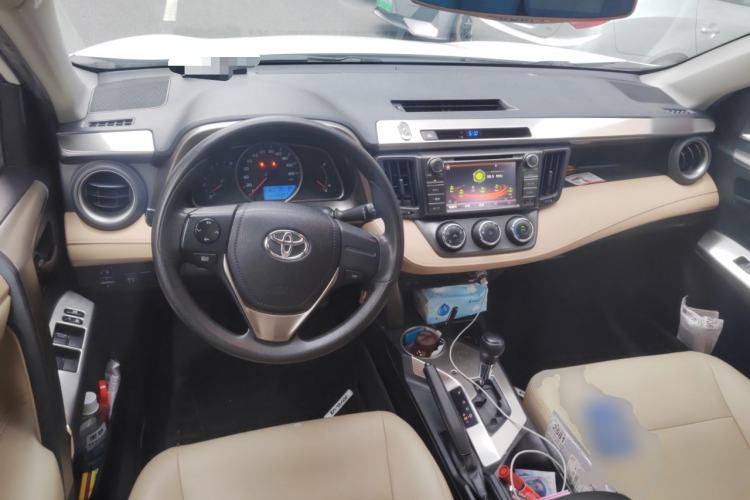 Used Toyota RAV4 2013 2.0L CVT Two-Wheel Drive Urban Edition
